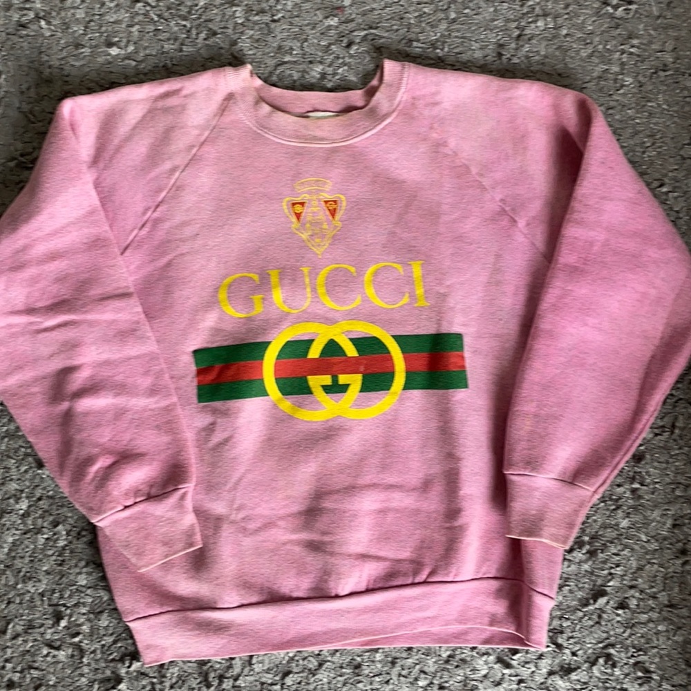 Thrifted vintage pink sweatshirt M